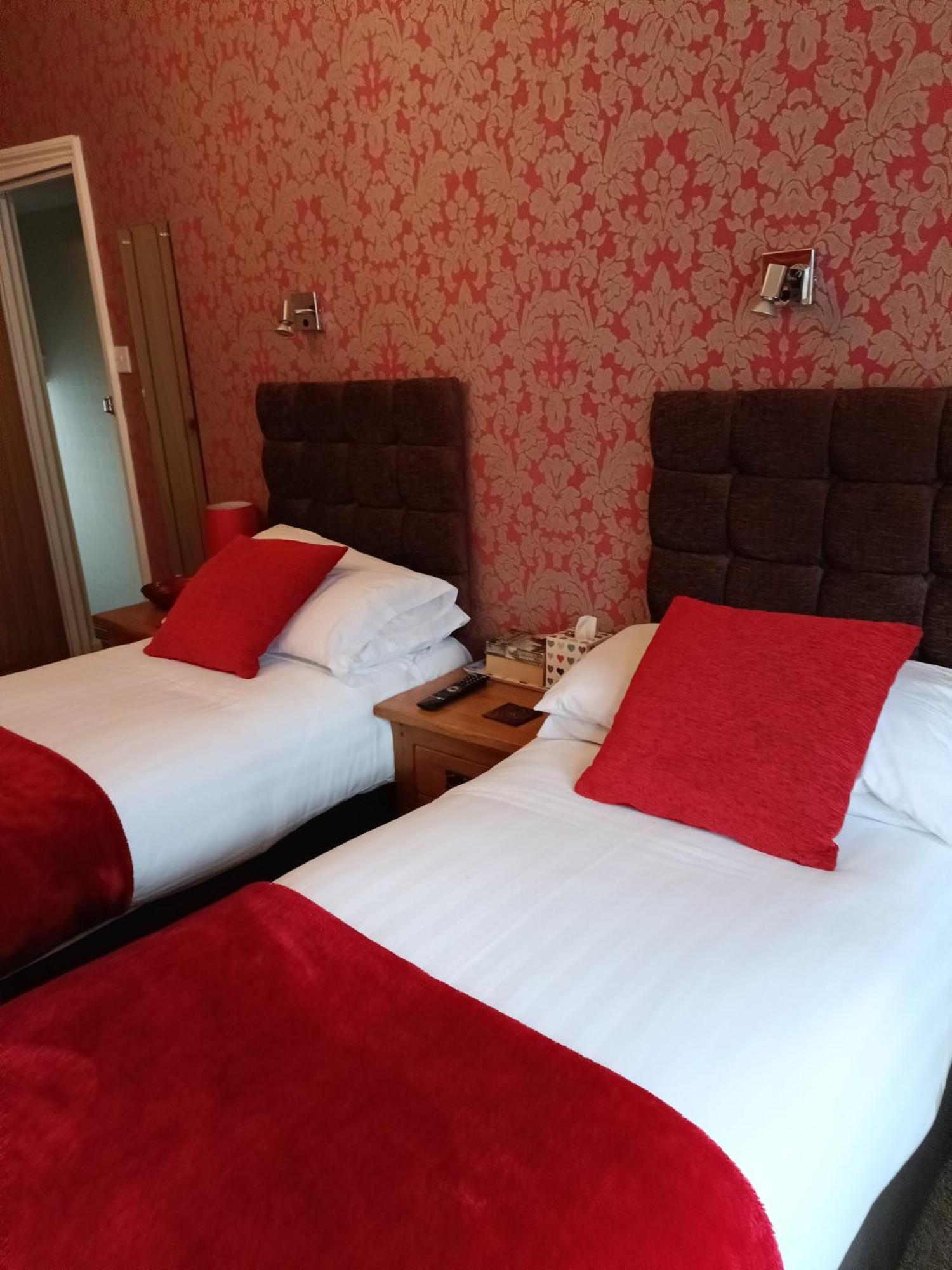 Lawnswood Guest House Torquay Buitenkant foto